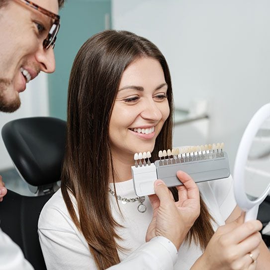 veneers teeth whitening cosmetic dentist near me